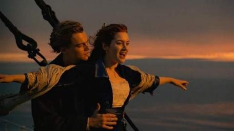 《泰坦尼克号》桌游8月1日上线 回味经典重现船头抱妹